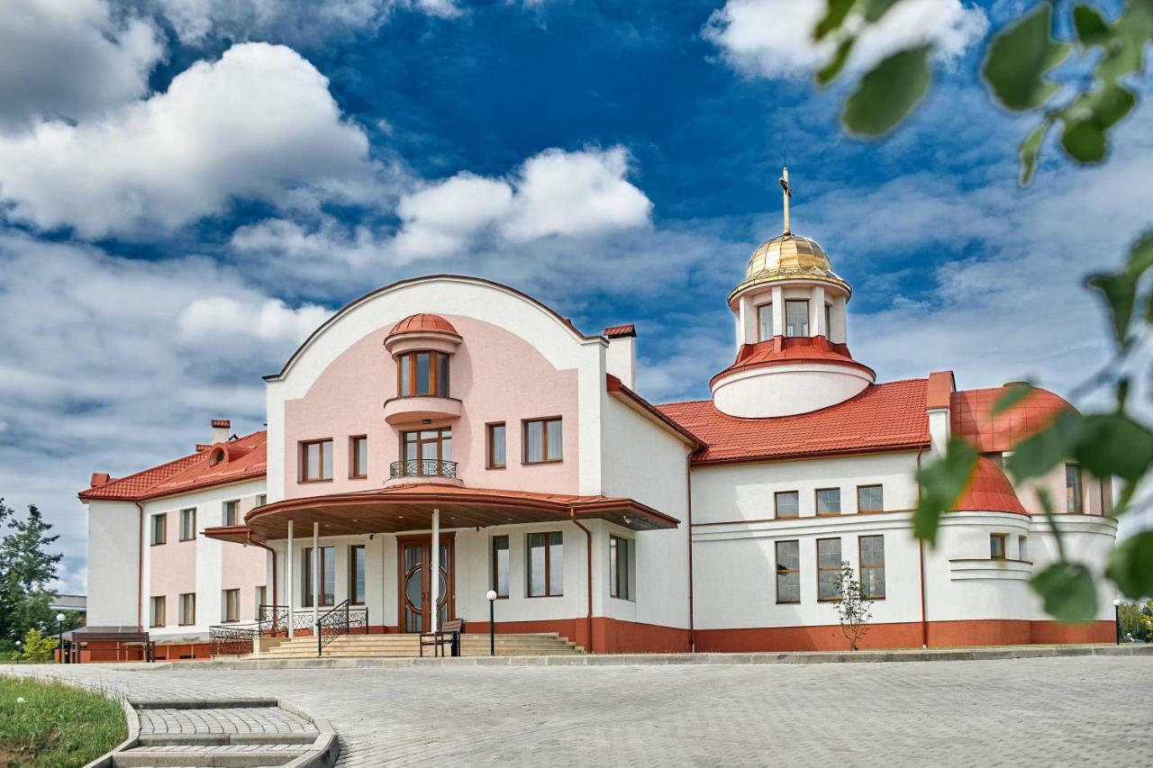 Hotel Patriarshyi Lviv Exterior photo